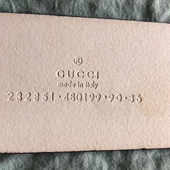 Authentic - GUCCI Belt with Blue buckle - Picture 3 of 4